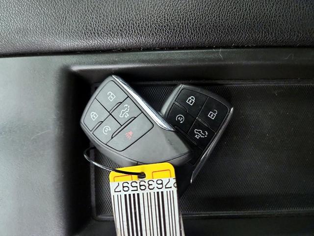 Photo of 2022 Black Chevrolet Silverado 1500