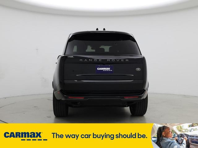 Photo of 2023 Black Land Rover Range Rover