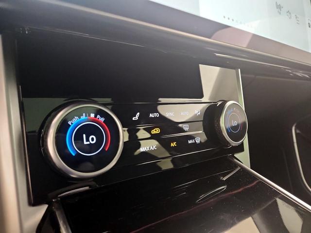 Photo of 2023 Black Land Rover Range Rover