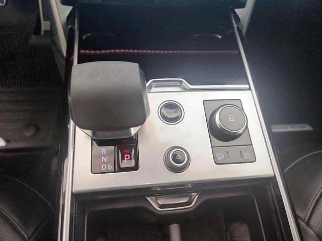 Photo of 2023 Black Land Rover Range Rover