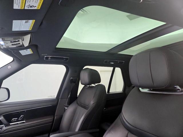 Photo of 2023 Black Land Rover Range Rover