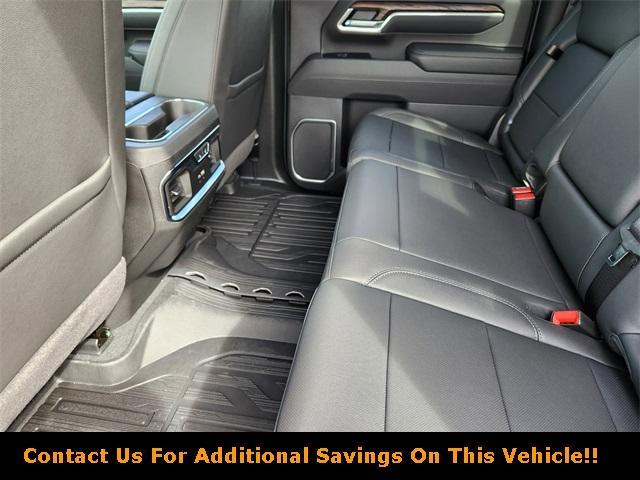 Photo of 2025 Summit White GMC Sierra 2500