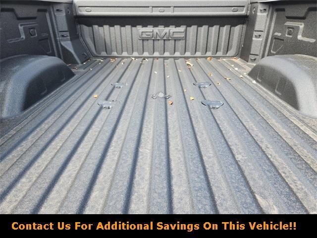 Photo of 2025 Summit White GMC Sierra 2500