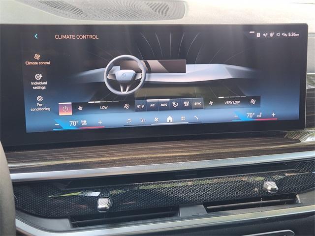 Photo of 2024 Black Sapphire Metallic BMW X5