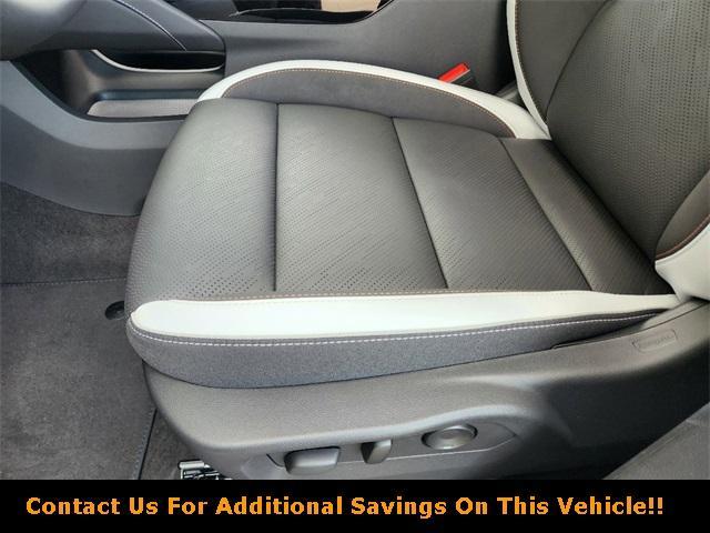 Photo of 2025 Ebony Twilight Metallic Buick Envision