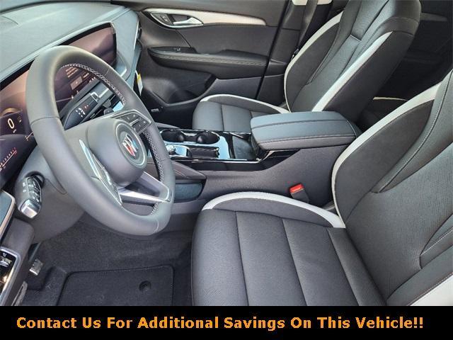 Photo of 2025 White Frost Tri-Coat Buick Envision