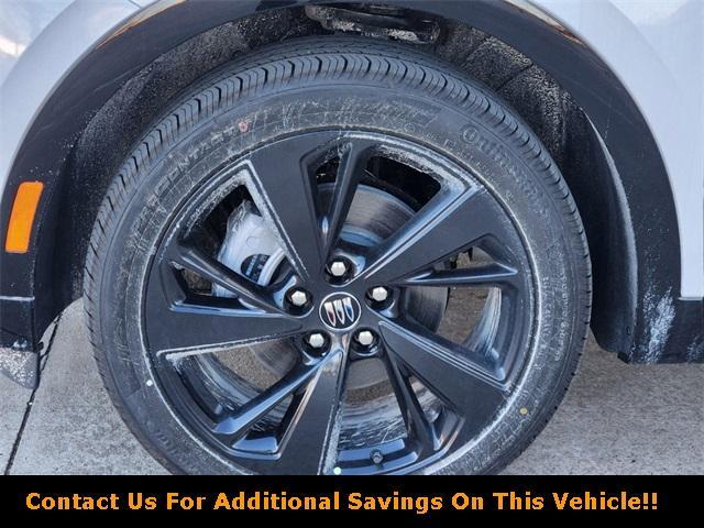 Photo of 2025 White Frost Tri-Coat Buick Envision