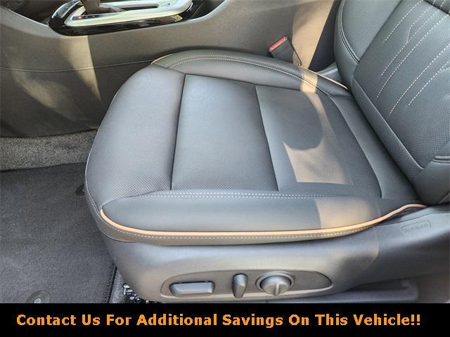 Photo of 2025 White Frost Tri-Coat Buick Envista