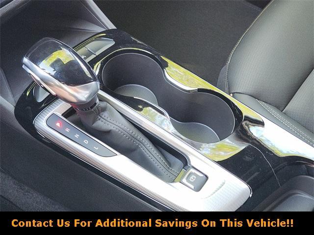 Photo of 2025 White Frost Tri-Coat Buick Envista