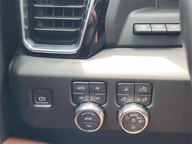 Photo of 2024 Onyx Black GMC Sierra 1500