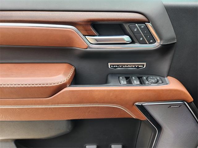 Photo of 2024 Onyx Black GMC Sierra 1500