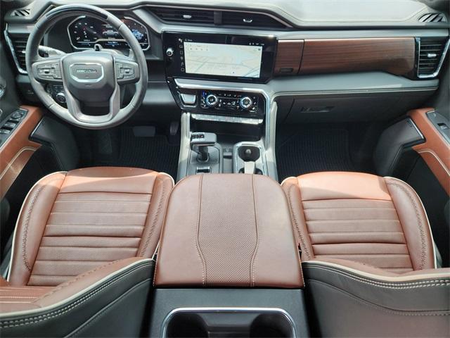 Photo of 2024 Onyx Black GMC Sierra 1500