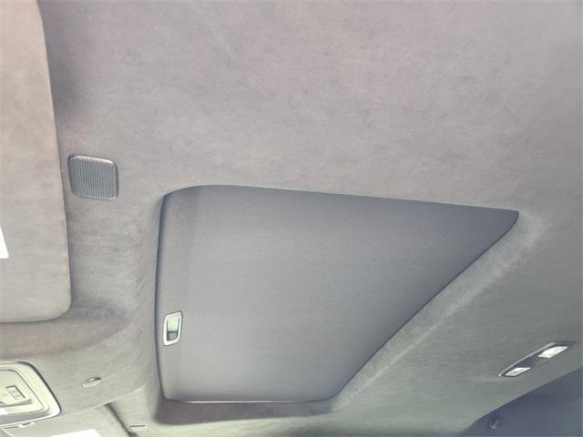 Photo of 2024 Onyx Black GMC Sierra 1500