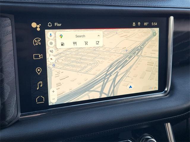 Photo of 2023 White Frost Tri-Coat GMC Yukon