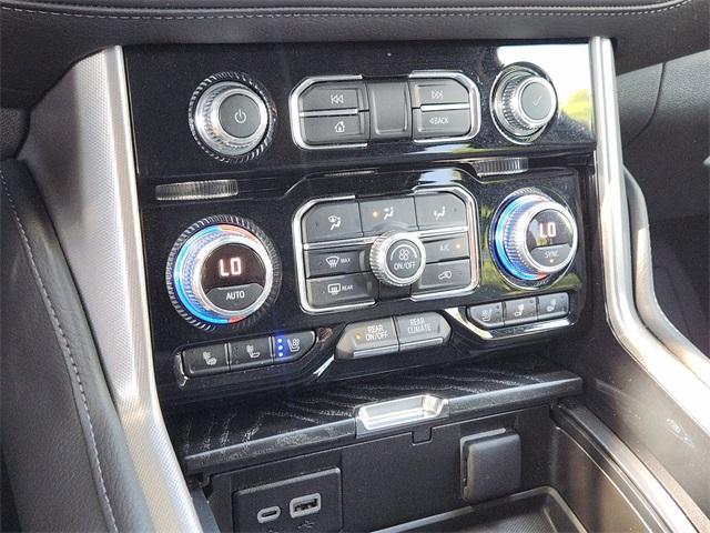 Photo of 2023 Onyx Black GMC Yukon