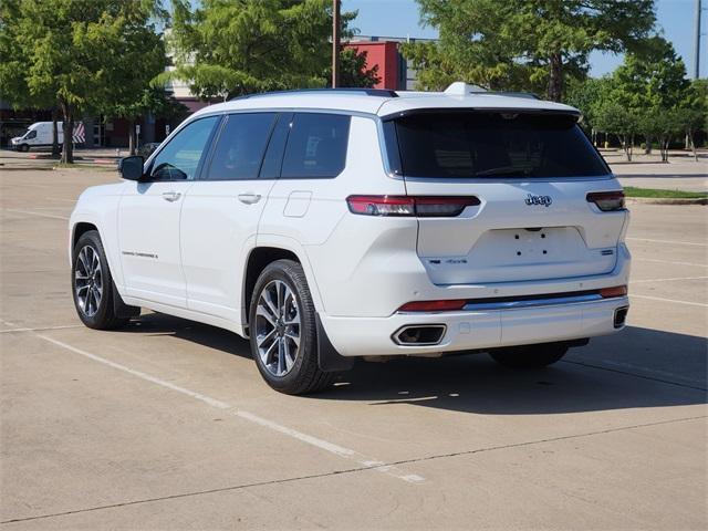 Photo of 2021 Bright White Clearcoat Jeep Grand Cherokee L