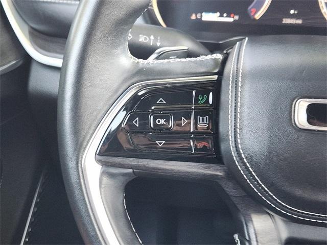 Photo of 2021 Bright White Clearcoat Jeep Grand Cherokee L