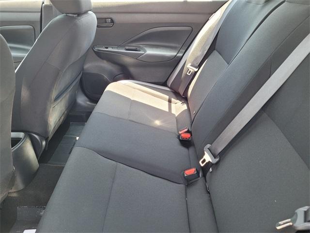 Photo of 2025 Brilliant Silver Metallic Nissan Versa