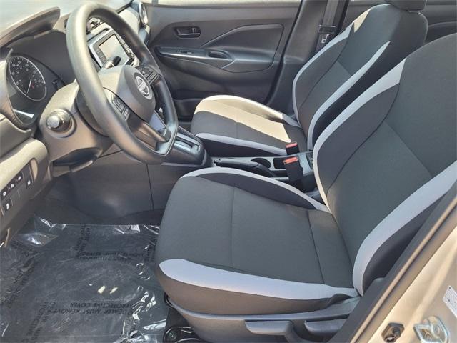 Photo of 2025 Brilliant Silver Metallic Nissan Versa