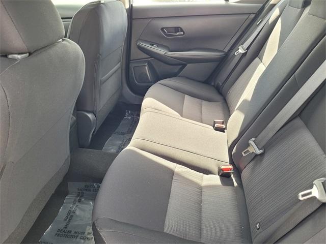 Photo of 2025 Cloud White Nissan Sentra