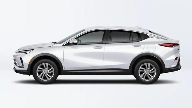 Photo of 2025 Summit White Buick Envista