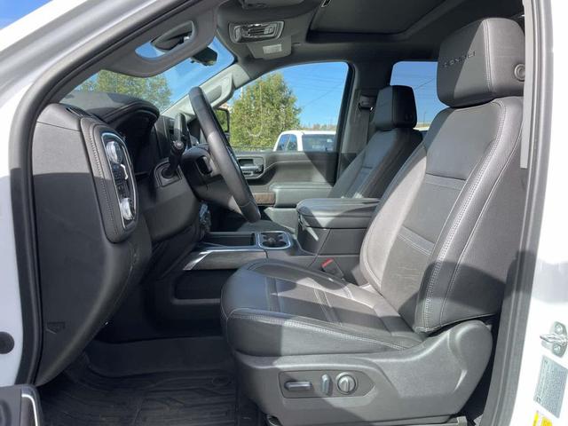 Photo of 2023 Summit White GMC Sierra 2500