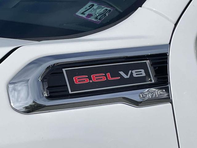 Photo of 2023 Summit White GMC Sierra 2500