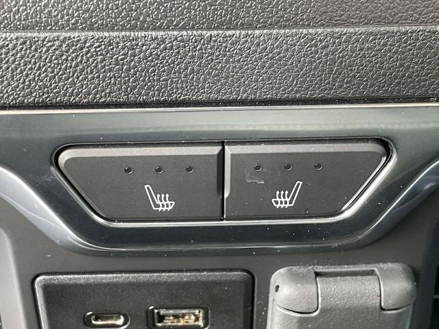 Photo of 2023 Summit White GMC Sierra 2500