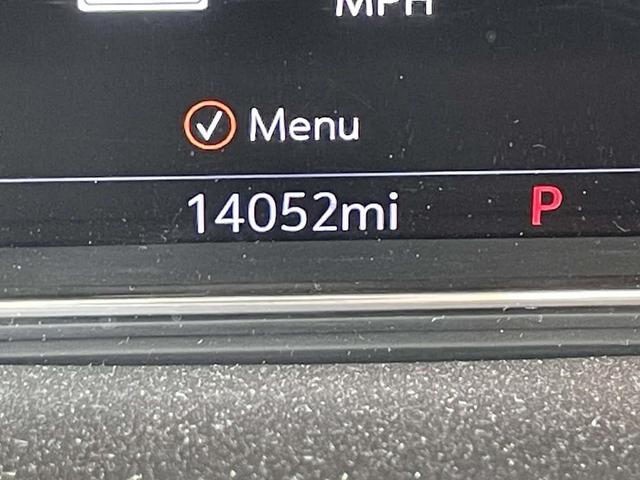Photo of 2023 Summit White GMC Sierra 2500