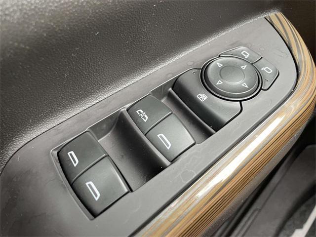 Photo of 2022 Ebony Twilight Metallic GMC Acadia