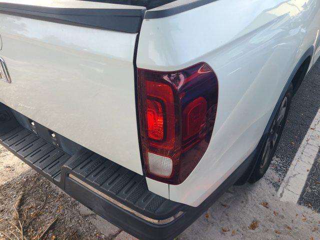 Photo of 2017 White Diamond Pearl Honda Ridgeline