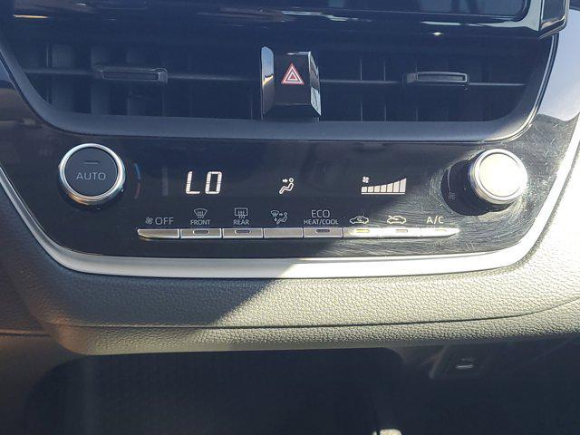 Photo of 2024 Pearl Toyota Corolla