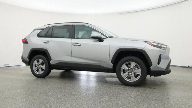 Photo of 2025 Silver Sky Metallic Toyota RAV4