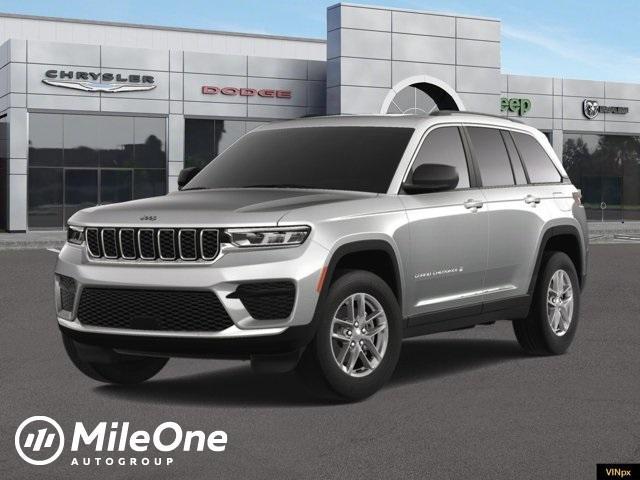 Photo of 2025 Silver Zynith Jeep Grand Cherokee