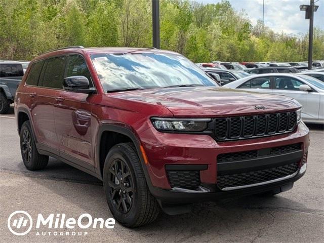Photo of 2025 Velvet Red Pearlcoat Jeep Grand Cherokee L