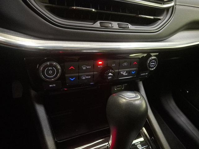 Photo of 2022 Diamond Black Jeep Compass