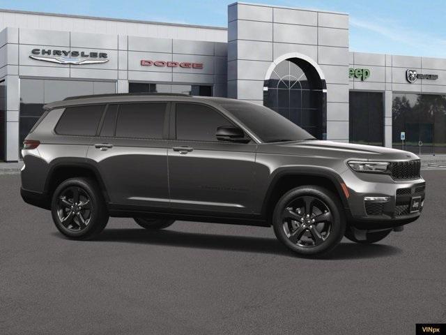 Photo of 2025 Metallic Jeep Grand Cherokee L