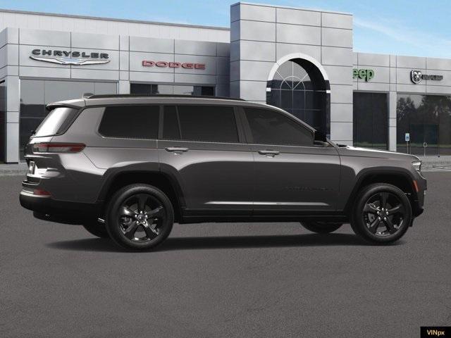 Photo of 2025 Metallic Jeep Grand Cherokee L