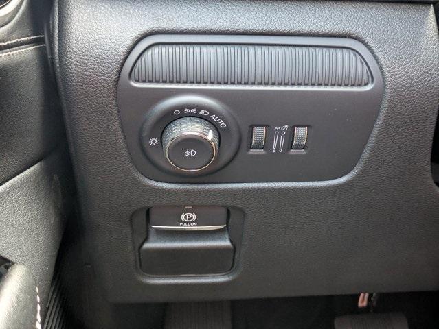 Photo of 2025 Bright White Clearcoat Jeep Wagoneer
