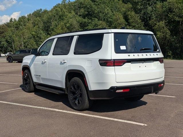 Photo of 2025 Bright White Clearcoat Jeep Wagoneer