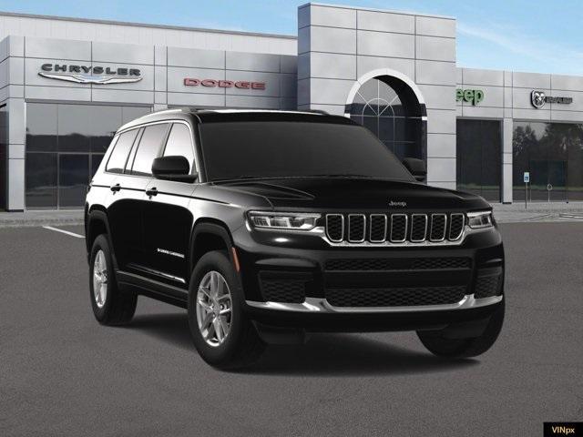 Photo of 2025 Diamond Black Jeep Grand Cherokee L