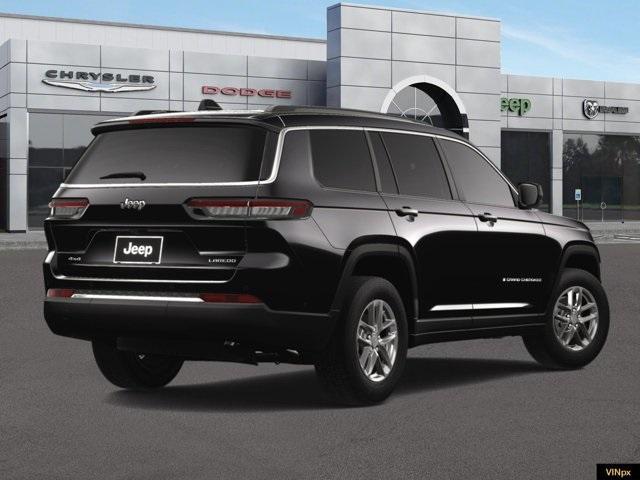 Photo of 2025 Diamond Black Jeep Grand Cherokee L