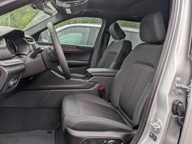 Photo of 2025 Silver Zynith Jeep Grand Cherokee L