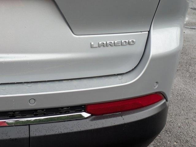Photo of 2025 Silver Zynith Jeep Grand Cherokee L