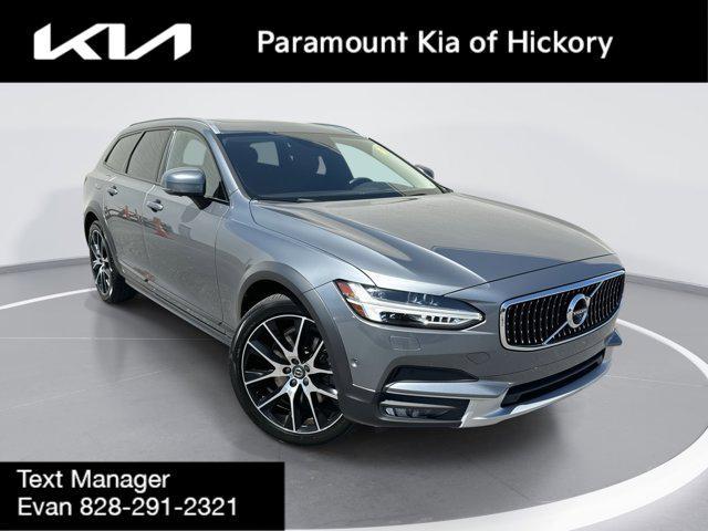 2019 Volvo V90 Cross Country