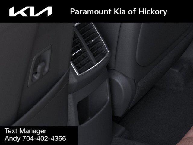 Photo of 2025 Ebony Black Kia Sportage