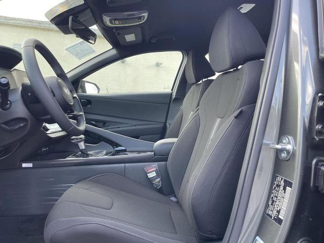 Photo of 2025 Amazon Gray Hyundai ELANTRA HEV