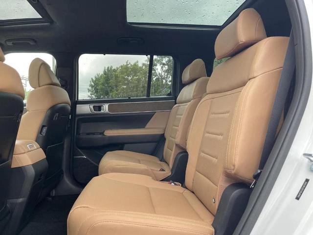 Photo of 2026 Serenity White Pearl Hyundai SANTA FE HEV