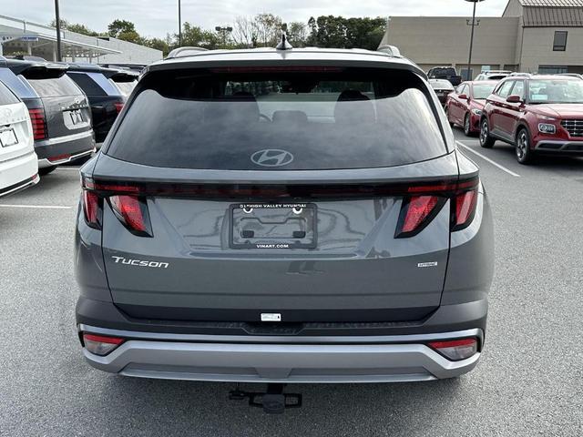 Photo of 2026 Hampton Gray Hyundai TUCSON