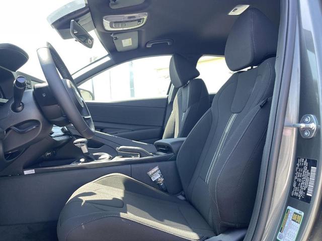Photo of 2025 Amazon Gray Hyundai ELANTRA